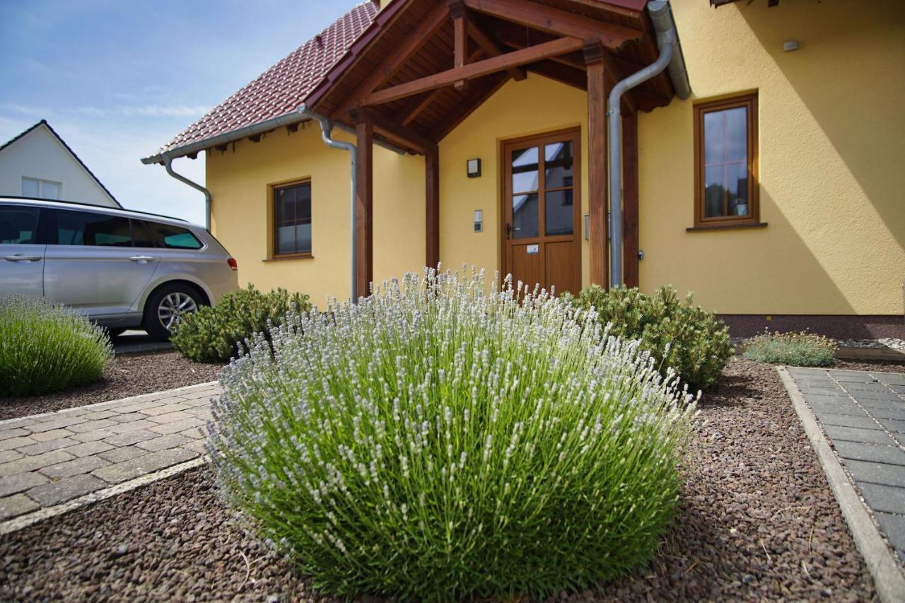 Schicke Fewo Mit Terrasse, Gratis Nutzung Vom Ahoi Erlebnisbad Und Sauna In Sellin - Haus De Niege Wech Fewo 02 Тиссов Экстерьер фото