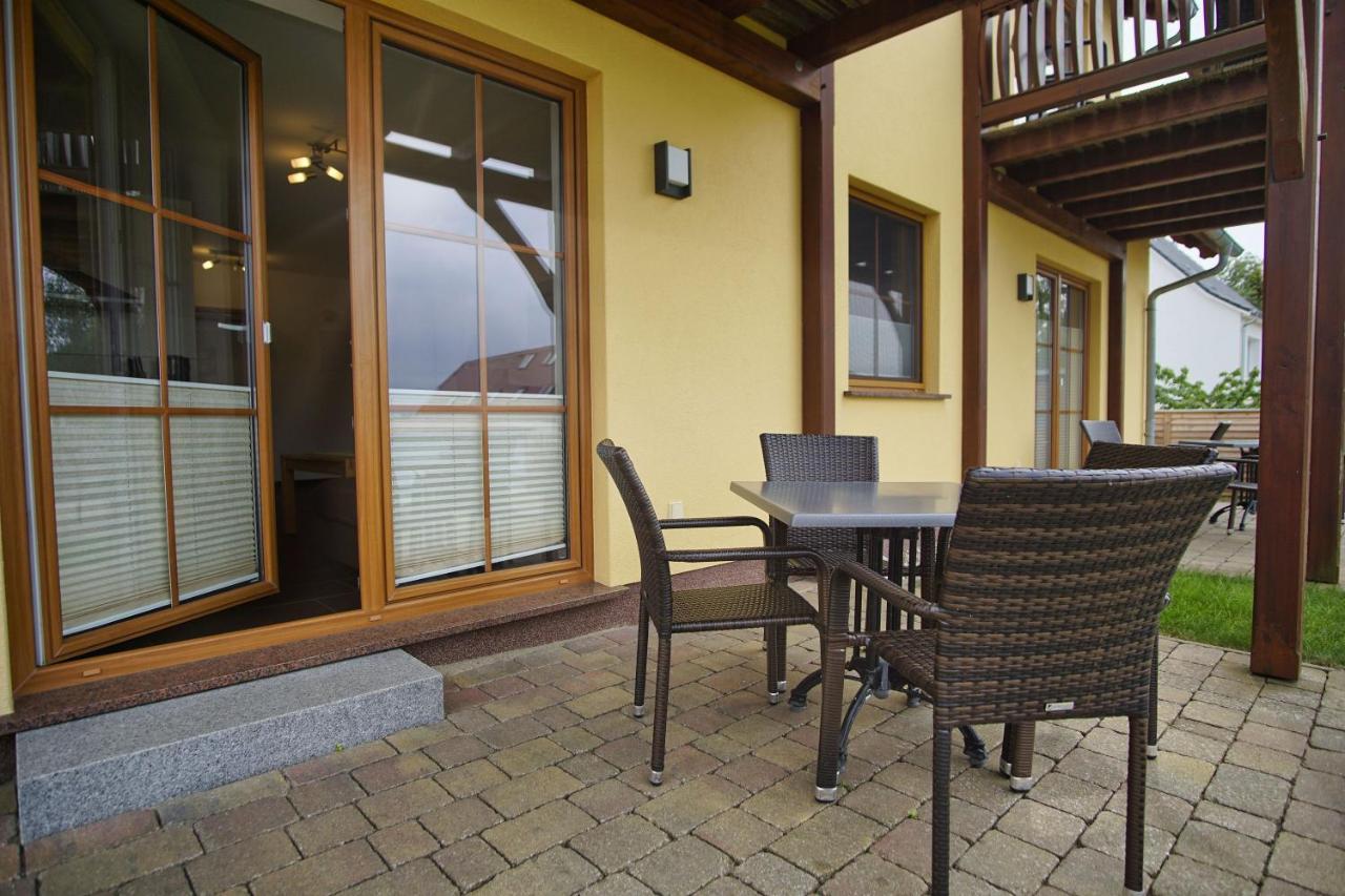 Schicke Fewo Mit Terrasse, Gratis Nutzung Vom Ahoi Erlebnisbad Und Sauna In Sellin - Haus De Niege Wech Fewo 02 Тиссов Экстерьер фото
