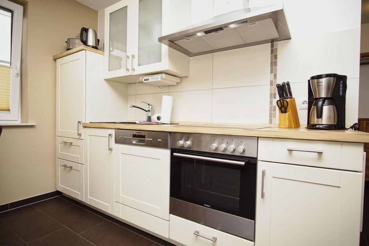 Schicke Fewo Mit Terrasse, Gratis Nutzung Vom Ahoi Erlebnisbad Und Sauna In Sellin - Haus De Niege Wech Fewo 02 Тиссов Экстерьер фото